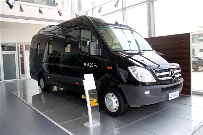 現車 武漢正通奔馳凌特最高優惠4.3萬
