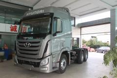 四川現代 Xcient創虎 410馬力 6X4 牽引車(CHM4250KPQ49M)