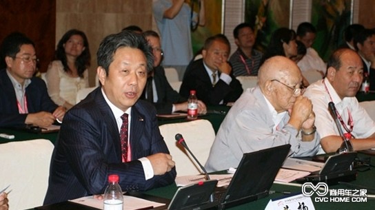中汽協常務副會長兼秘書長董揚 商用車之家