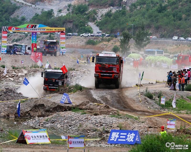 陜汽杯2014全國(guó)超級(jí)卡車(chē)越野大賽(3) 商用車(chē)之家