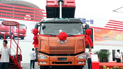 一汽解放J6P重卡 370馬力 8X4 自卸車(CA3310P66K24L7T4E)