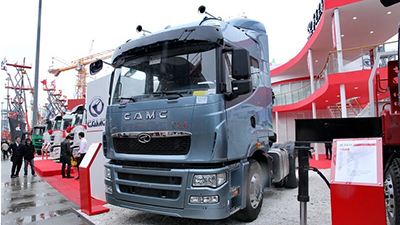 2014寶馬展：華菱星凱馬 6X4 牽引車
