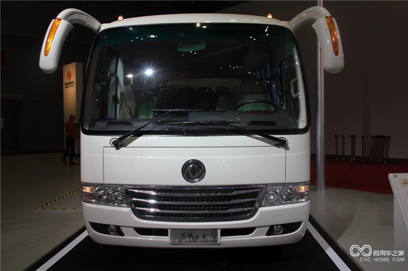 2015上海車展 東風城鄉巴士