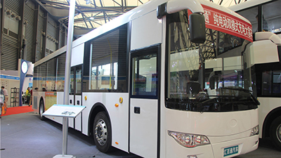 匯百通HBT6116S-BEV型12米純電動雙模式充電大客車