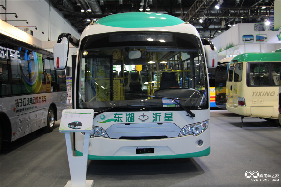 2015節(jié)能與新能源汽車成果展東湖8米電動客車