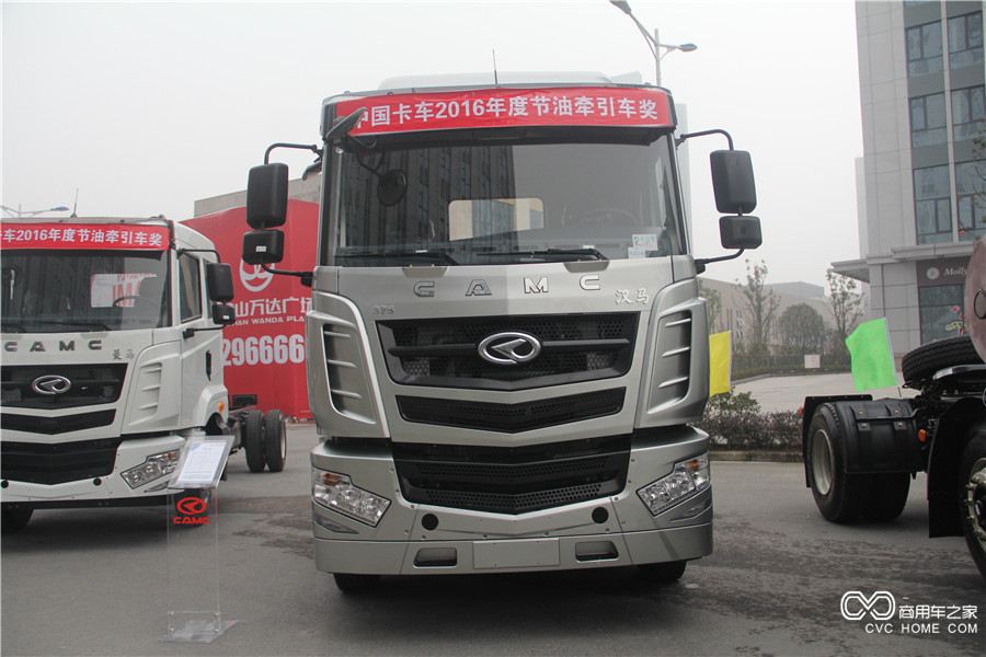 2016華菱星馬年會展車 漢馬H6 6*4 港口牽引車