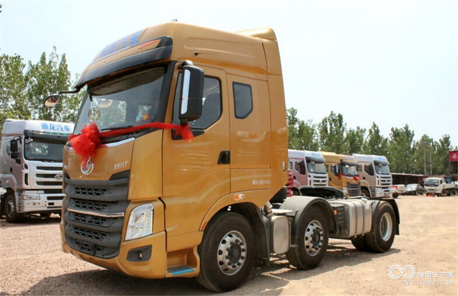 東風(fēng)柳汽 乘龍H7重卡 430馬力 6X2牽引車(LZ4240H7CA)