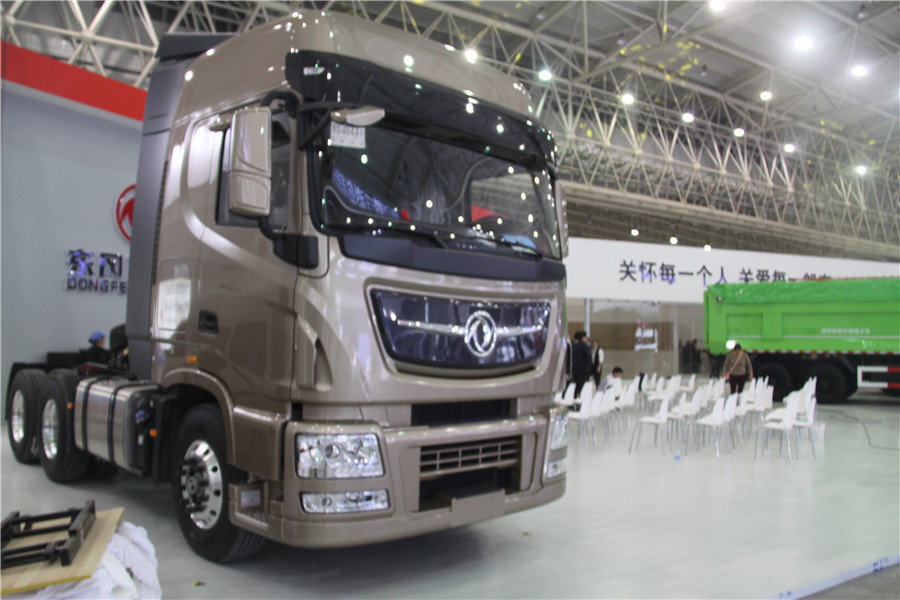 2017武漢國際商用車展東風商用車展車群