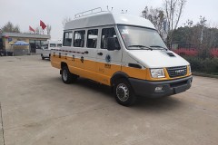 南京依維柯NJ5046XGCZA-1斗式工程車（柴油國六10-13座）